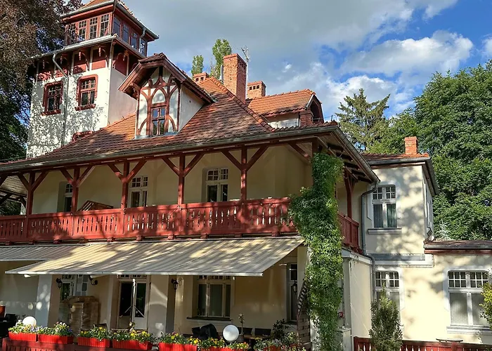 Straszny Dwor 1904 Hotel Chodziez photo