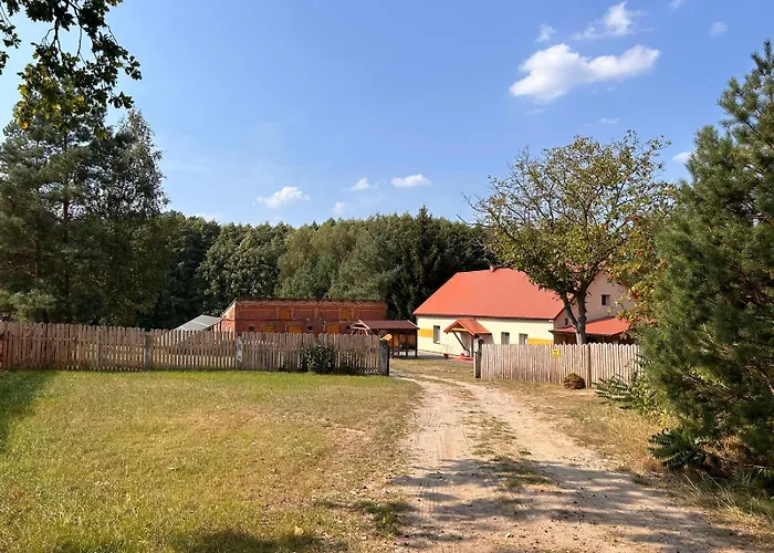 Dom Nad Jeziorem Trzy Tonie Silna Nowa photo