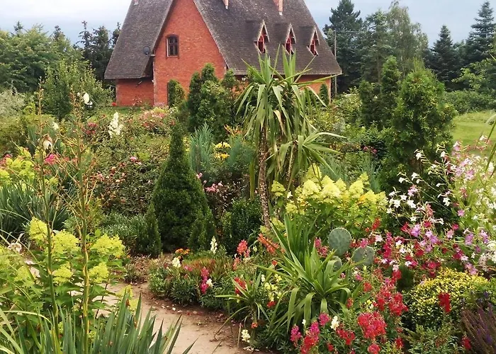 Hotel Old Garden Babiak  zdjęcie
