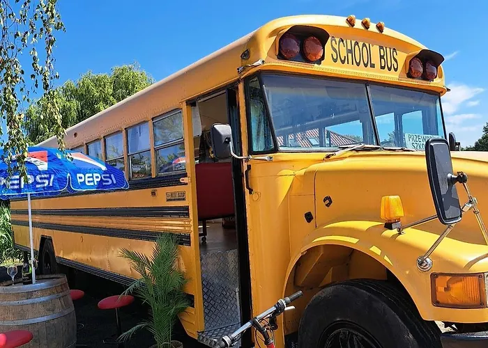 Skorzecin Domki Buli School Bus photo