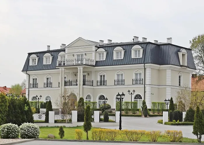 Hotel Toscania Wloszakowice photo